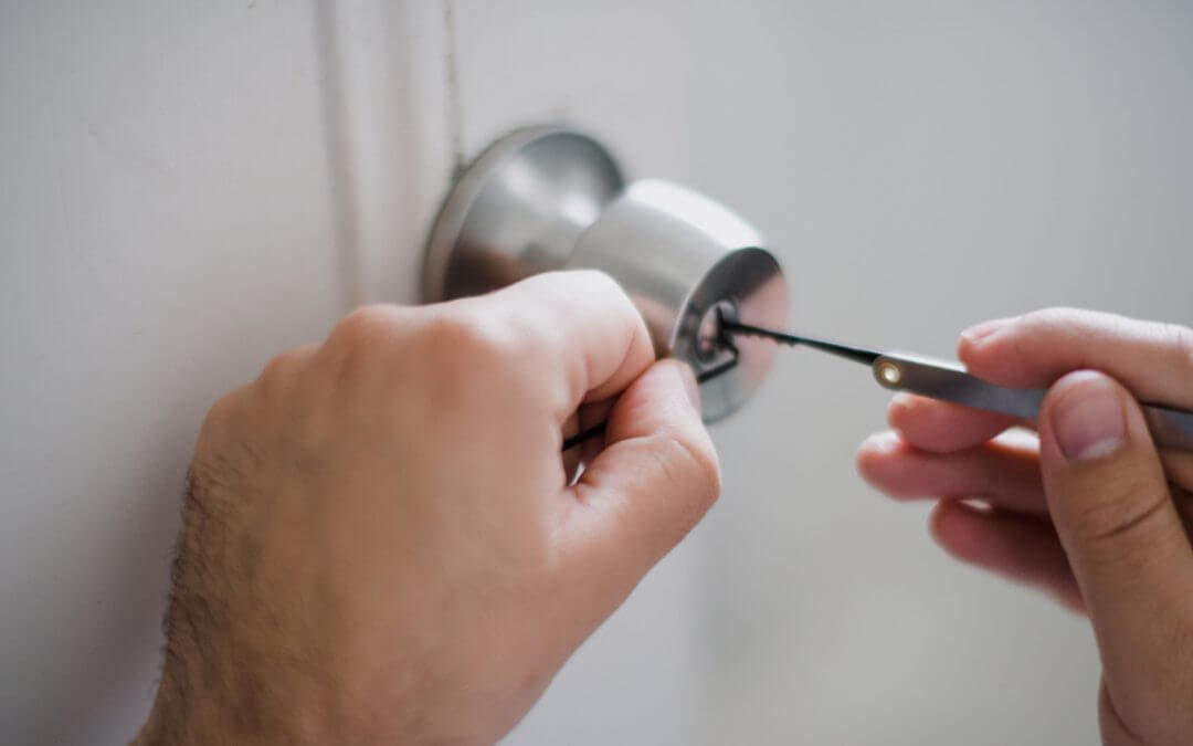 Finding the Right Locksmith in 6 Easy Ways